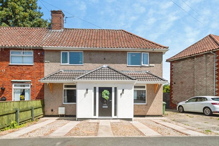 3 Bedroom Semi Detached House For Sale In Weardale Crescent, Billingham, TS23