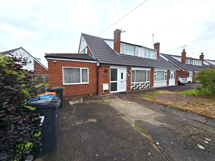 3 Bedroom Semi-Detached House For Sale In Berry Drive, Great Sutton, Ellesmere Port, Cheshire West And Chester, CH66