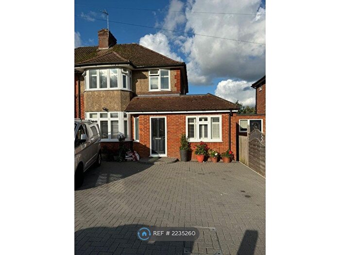 4 Bedroom Semi-Detached House To Rent In Turnfurlong, Aylesbury, HP21