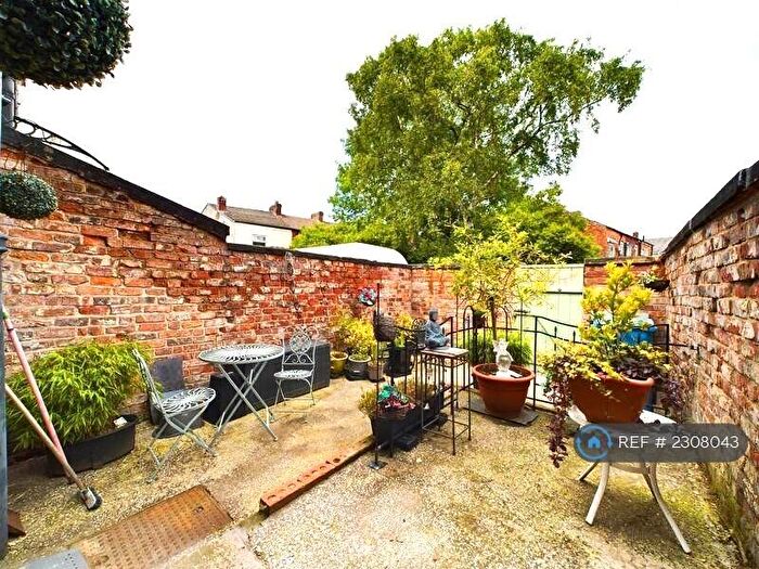 2 Bedroom Terraced House To Rent In Co-Operation Street, Failsworth, Manchester, M35