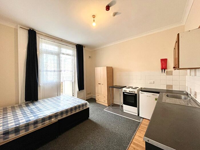1 Bedroom Apartment To Rent In Upper Tollington Park, Finsbury Park, London, N4