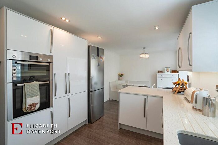 4 Bedroom Detached House For Sale In Chelney Walk, Morrisons Estate, CV3