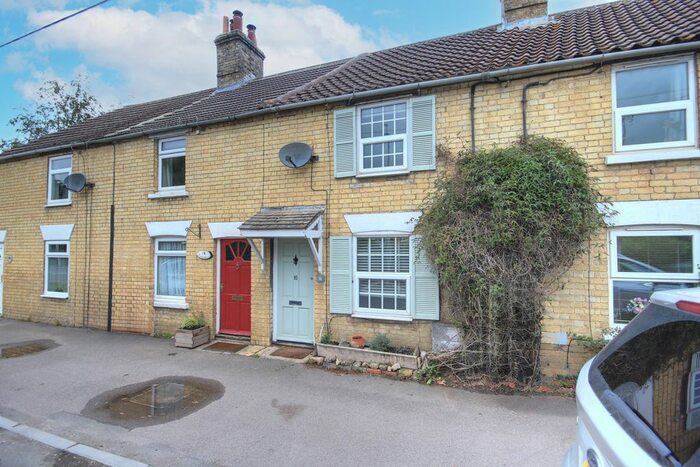 2 Bedroom Cottage To Rent In Station Road, Bluntisham, Cambs, PE28