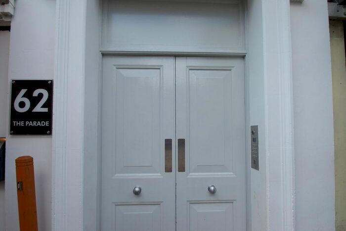 1 Bedroom Flat To Rent In High Street, Watford, WD17