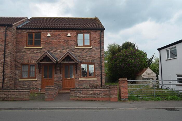 2 Bedroom End Of Terrace House To Rent In High Street, Bottesford, NG13