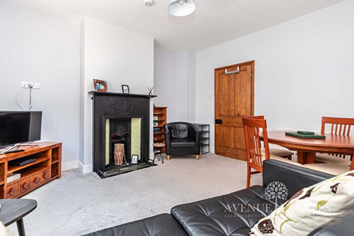 3 Bedroom Maisonette For Sale In Haviland Road, Bournemouth, Dorset, BH7