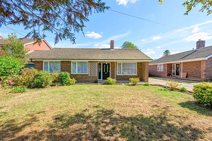 3 Bedroom Detached Bungalow For Sale In Norwich Road, Tacolneston, NR16