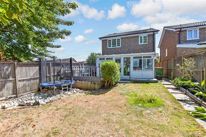 3 Bedroom Detached House For Sale In Naseby Avenue, Folkestone, Kent, CT20