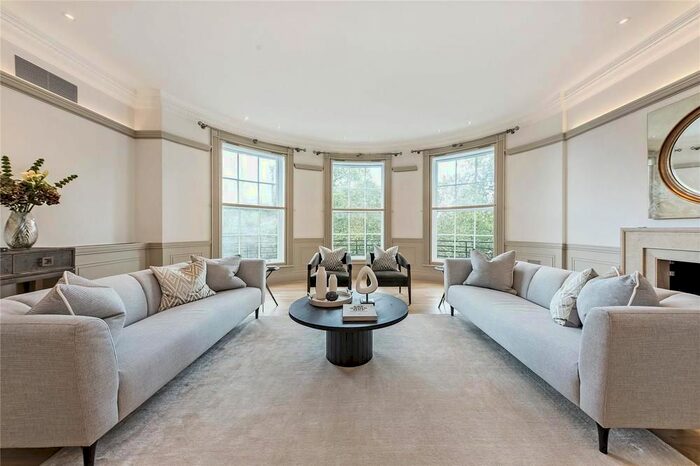 3 Bedroom Flat To Rent In Park Lane, Mayfair, W1K