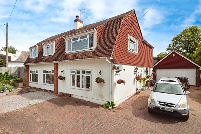 5 Bedroom Detached House For Sale In Staplecross, Robertsbridge, East Sussex, TN32