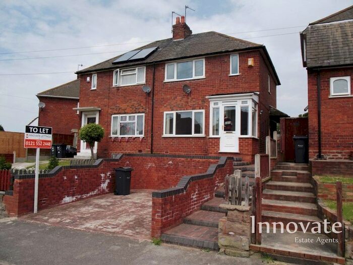 3 Bedroom Semi-Detached House To Rent In Whitgreave Street, West Bromwich, B70