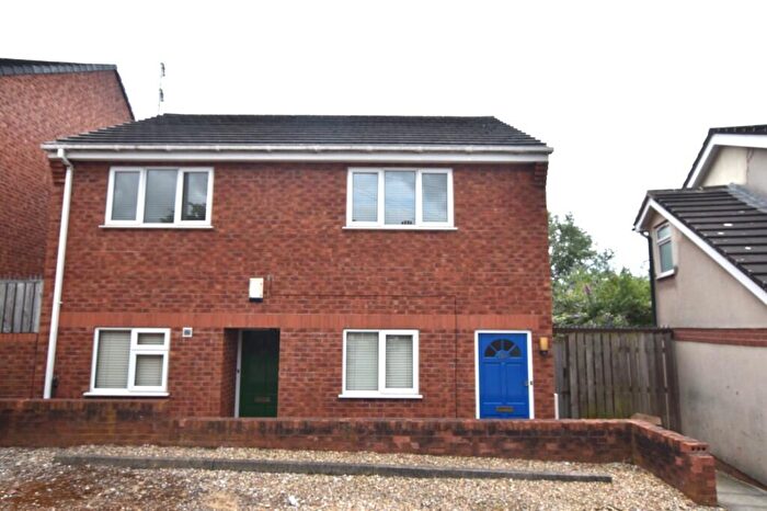 2 Bedroom Flat To Rent In First Floor Flat, A Benjamin Road, Wrexham, LL13