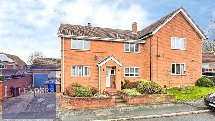 3 Bedroom Semi Detached House For Sale In Copellis Close, Haverhill, Suffolk, CB9