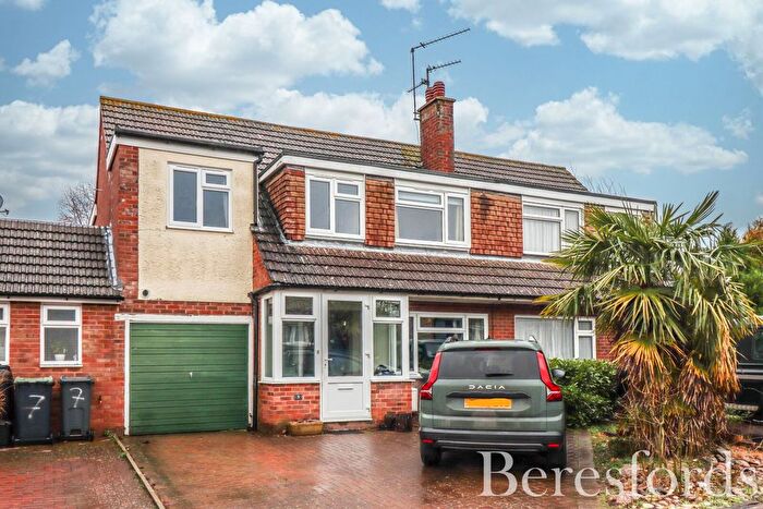 5 Bedroom Semi-Detached House For Sale In Garden Fields, Stebbing, CM6