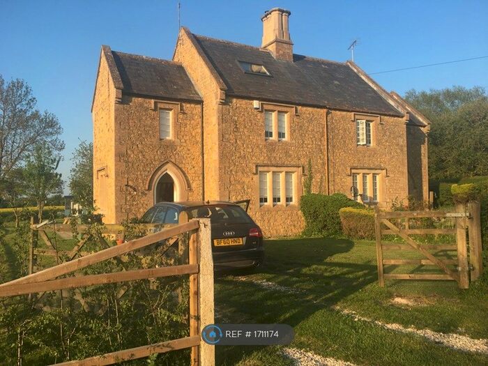 3 Bedroom Semi-Detached House To Rent In Wythgreen House, Coleshill, Swindon, SN6