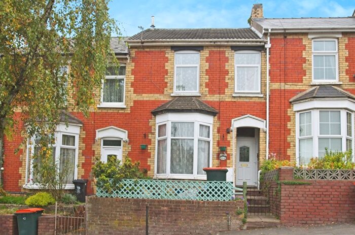 4 Bedroom Terraced House For Sale In Victoria Avenue, Newport, NP19