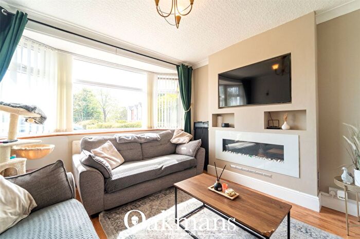 3 Bedroom End Of Terrace House For Sale In Frankley Beeches Road, Birmingham, West Midlands, B31