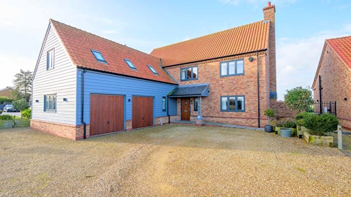 4 Bedroom Detached House For Sale In Roman Bank, Leverington, Wisbech, Cambridgeshire, PE13