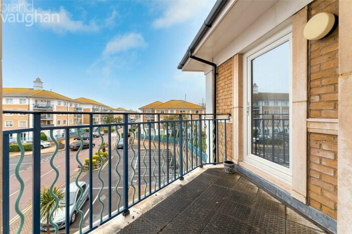 2 Bedroom Apartment To Rent In Hamilton Court, The Strand, Brighton, BN2
