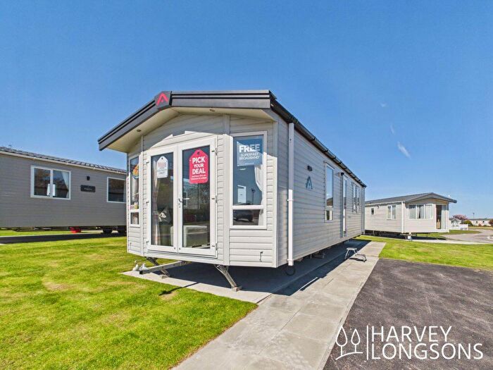 2 Bedroom Park Home For Sale In Silver Sands Holiday Park, IV31