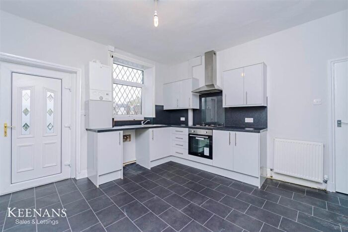 2 Bedroom End Of Terrace House To Rent In Bury Road, Rawtenstall, Rossendale, BB4