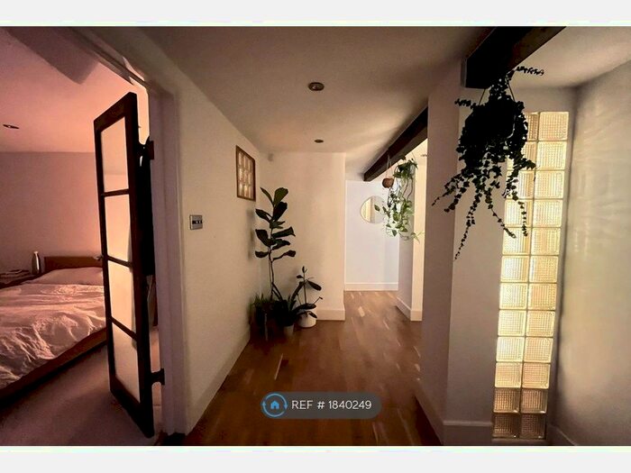 1 Bedroom Flat To Rent In Stoke Newington Church Street, London, N16