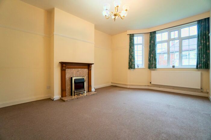 2 Bedroom Flat To Rent In Elmfield Avenue, Stoneygate, Leicester, LE2
