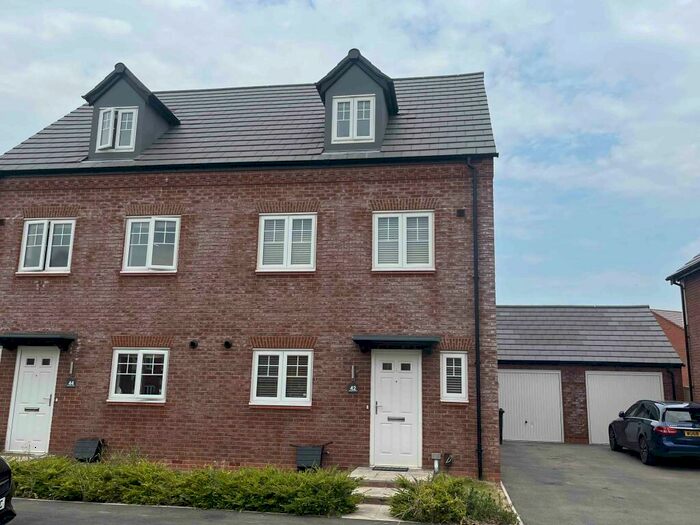 4 Bedroom House To Rent In Edgedale Road, CV11