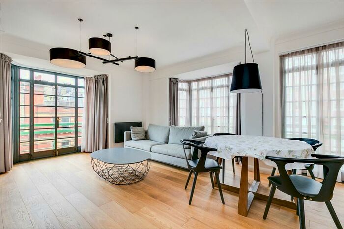 3 Bedroom Apartment To Rent In Dorset House, Gloucester Place, London, NW1