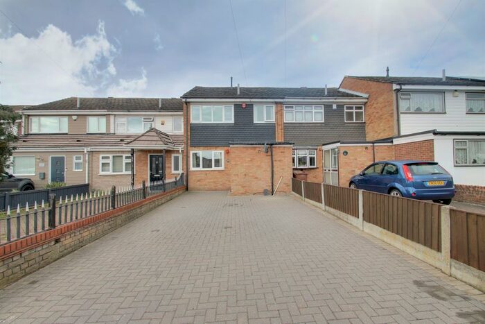 3 Bedroom Terraced House To Rent In Howell Road, Corringham, Stanford-Le-Hope, Essex, SS17