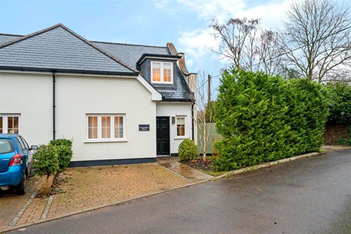 3 Bedroom House To Rent In Ranmore Common, Dorking, RH5