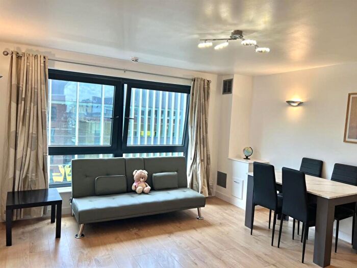 2 Bedroom Property To Rent In The Eighth Day, M1