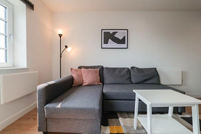 1 Bedroom Apartment For Sale In Brickworks, Trade Street, Cardiff, CF10