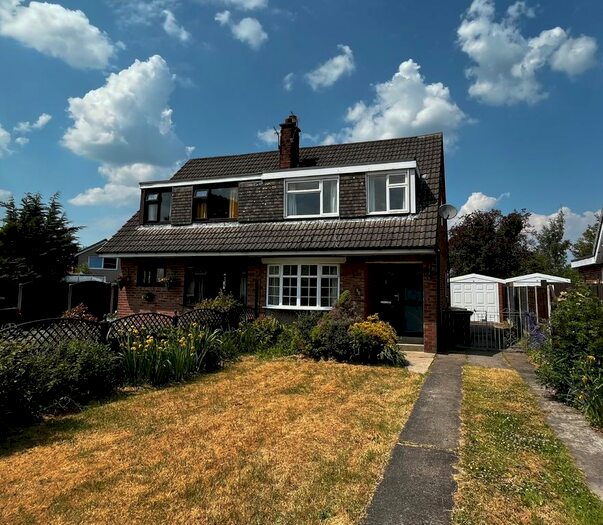 3 Bedroom Semi-Detached House To Rent In Barnsfold, Fulwood, Preston, PR2