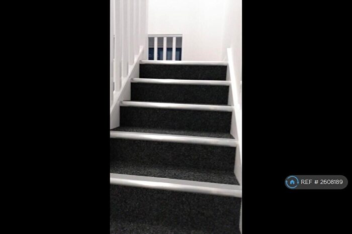 2 Bedroom Flat To Rent In Bury Road, Rawtenstall, Rossendale, BB4