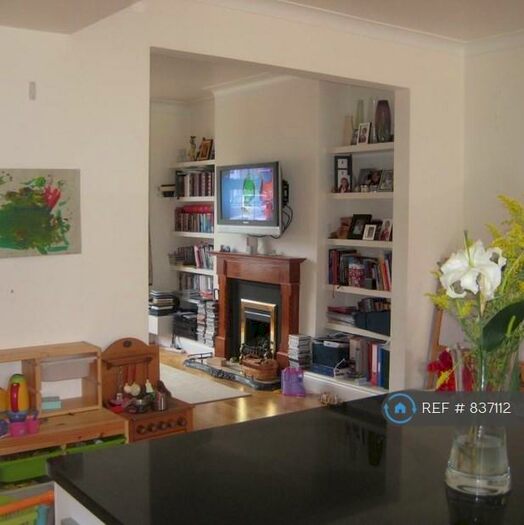4 Bedroom Semi-Detached House To Rent In Lancaster Road, Harrow, HA2