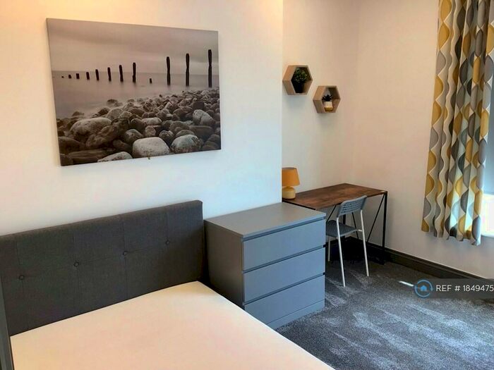 4 Bedroom Flat To Rent In Plungington Road, Preston, PR1