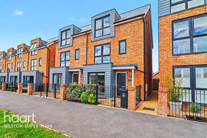 4 Bedroom Semi-Detached House For Sale In Cowleaze Path, Banwell, BS29