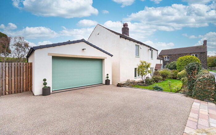 4 Bedroom Detached House For Sale In The Green, Thurlstone, Sheffield, S36