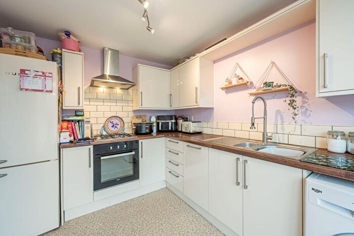 3 Bedroom Town House For Sale In Bilston Street, Sedgley, Dudley, DY3