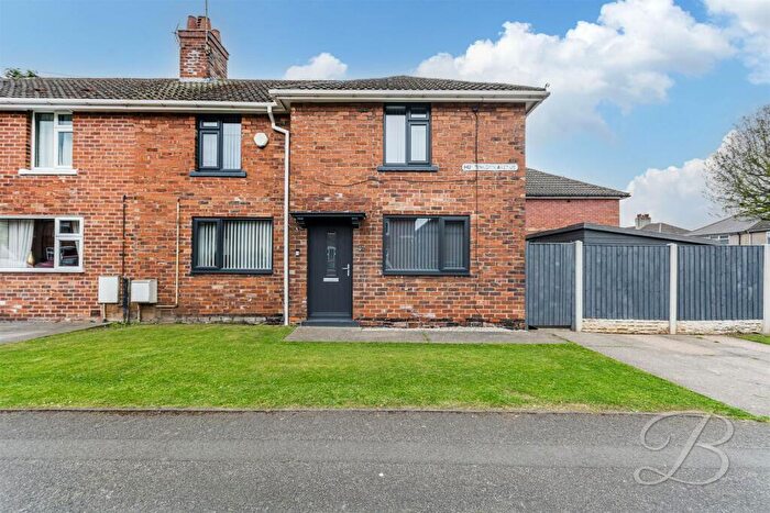 3 Bedroom Semi-Detached House For Sale In Huntingdon Avenue, Bolsover, Chesterfield, S44