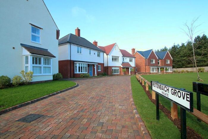 3 Bedroom Detached House To Rent In Reitenbach Grove, Hagley, Stourbridge, DY9