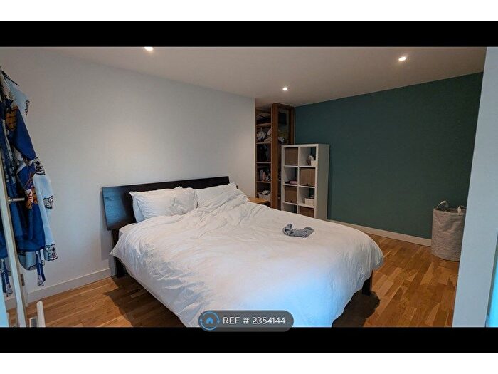 1 Bedroom Flat To Rent In Neptune Street, Leeds, LS9