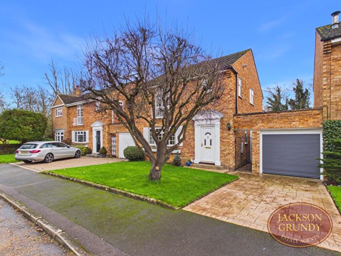 3 Bedroom Detached House For Sale In Willow Rise, Little Billing, NN3