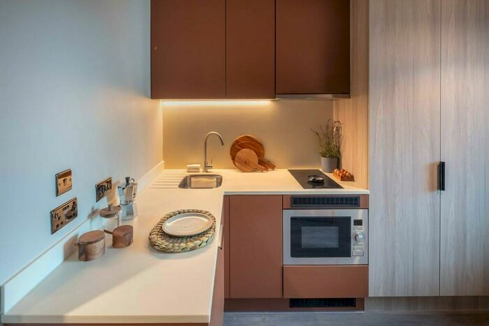 Studio To Rent In Chatfield Road, London, SW11