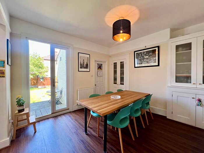 3 Bedroom Terraced House For Sale In Federation Road, Abbey Wood ** D Floorplan & Video Available **, SE2