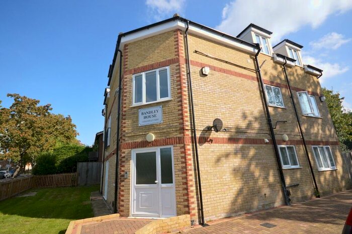 1 Bedroom Flat To Rent In Bandley Rise, Stevenage, SG2