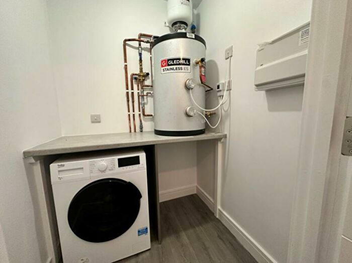 2 Bedroom Apartment To Rent In Abbeygate Court, March, PE15