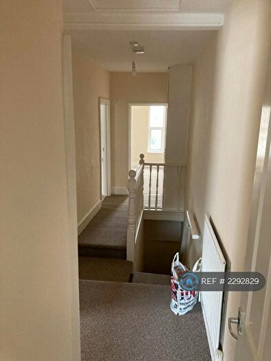 1 Bedroom Flat To Rent In Cambridge Road, Aldershot, GU11