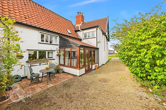 3 Bedroom Cottage For Sale In The Green, Pulham Market, Diss, IP21